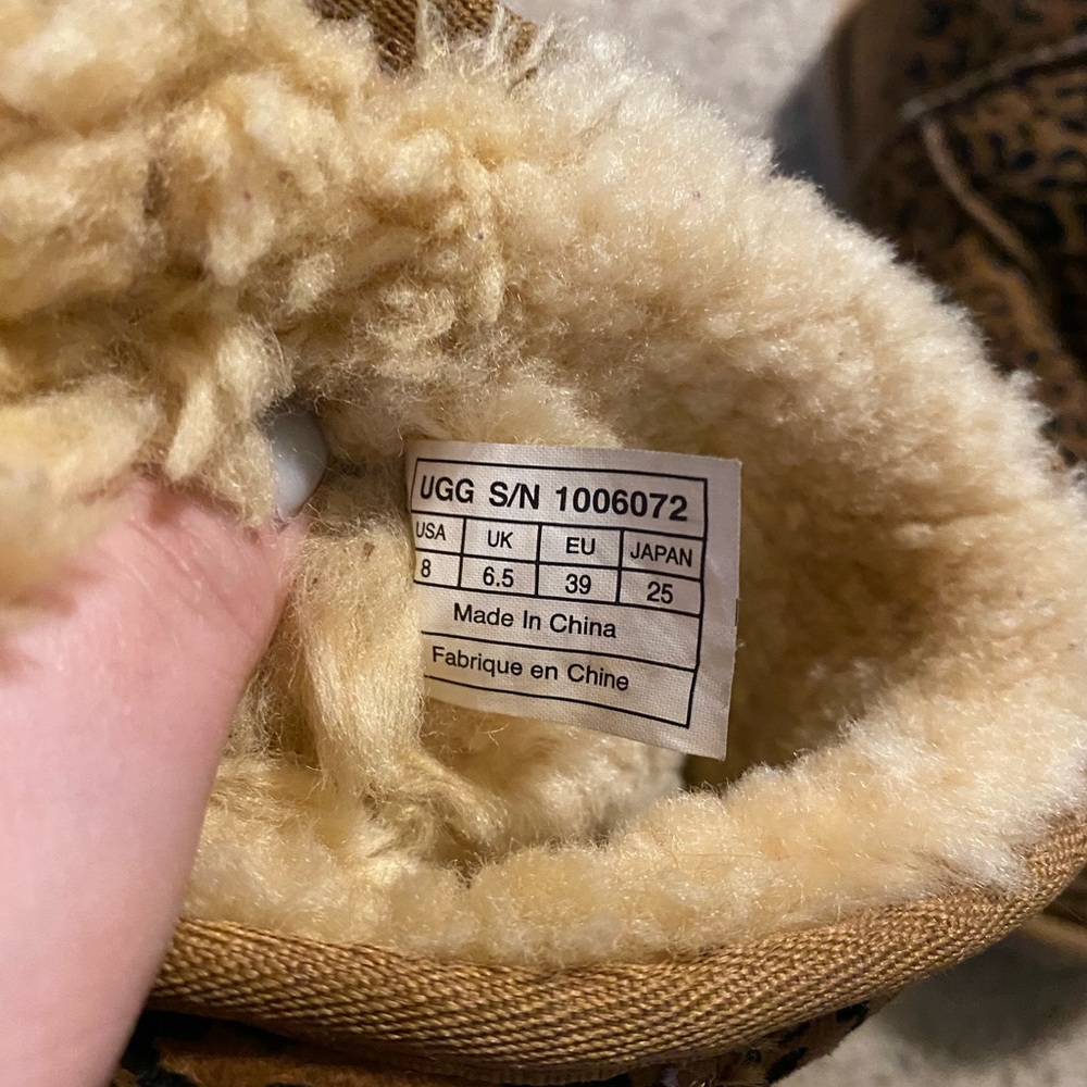 Leopard print uggs - Picture 4 of 4